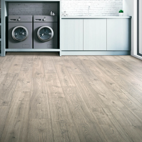 Water resistant laminate floors in a laundry room
